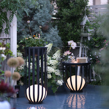 Laden Sie das Bild in den Galerie-Viewer, VENETIO Outdoor Solar Courtyard Coffee Table Lamp - Waterproof Lawn Lamp for Villa Garden, Patio, and Landscape. Versatile Flower Stand Lamp ➡ OD-00017