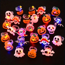 Load image into Gallery viewer, VENETIO LED Light Halloween Ring - Luminous Pumpkin Ghost Skull Ring, Ideal Children&#39;s Gift for Halloween Party, Home Decoration, and Horror Props Supplies ➡ OD-00021