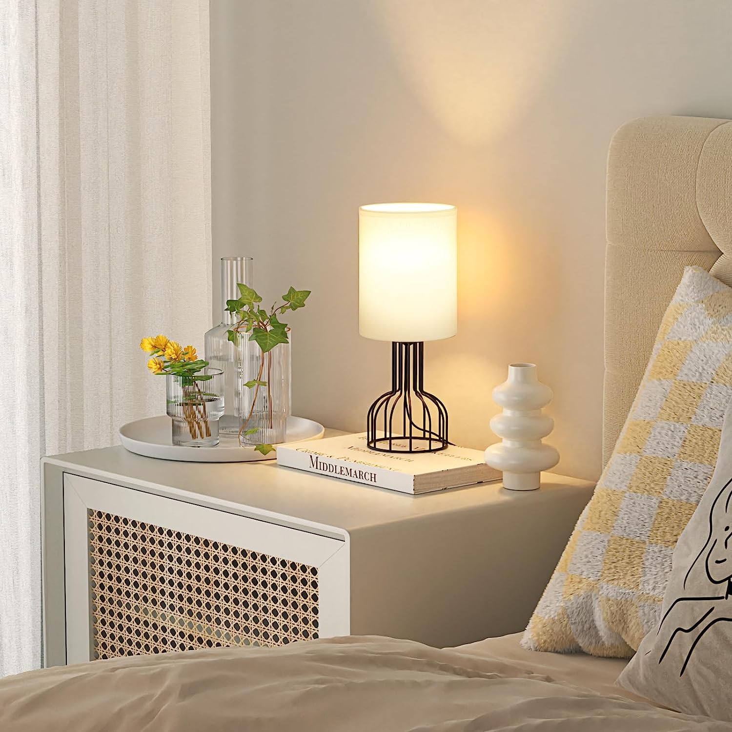 VENETIO Beside Table Lamp for Bedroom - Small Lamp with 3 Color Modes-3000K-4000K-5000K Nightstand Lamp with Simple Black Metal Base and White Fabric Shade for Kids, Living Room，Bedroom (LED Bulb Included) ➡ B-00008