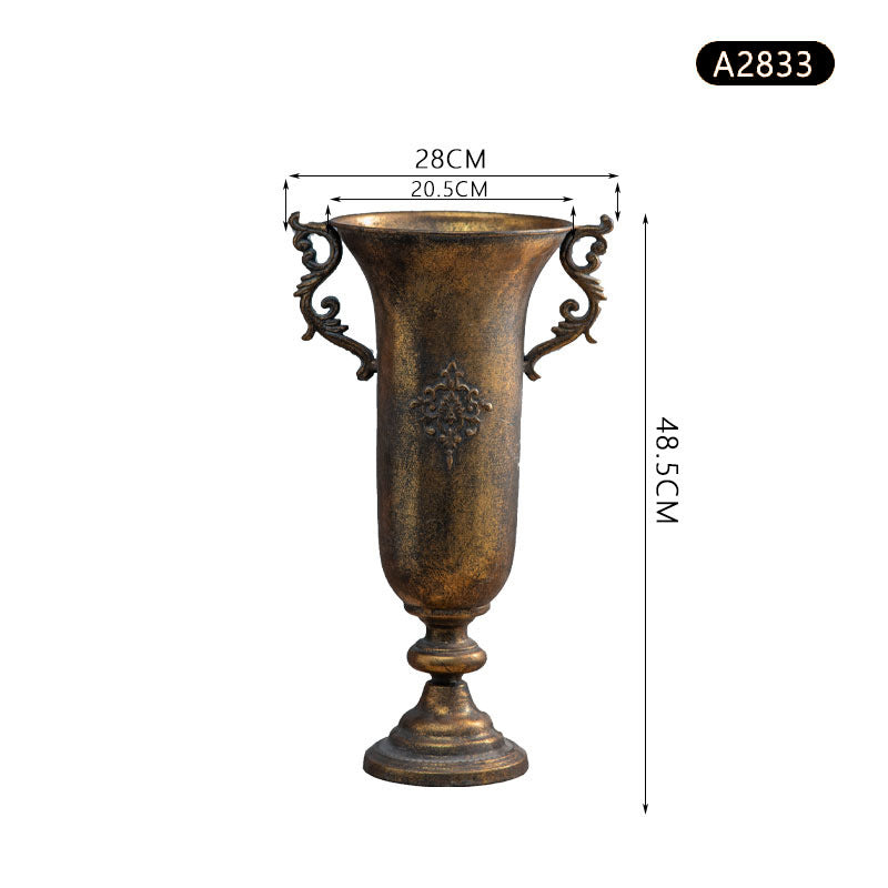 Regal Chalice Vase – Antique Gold Goblet ✦ Palace-Worthy Centerpiece