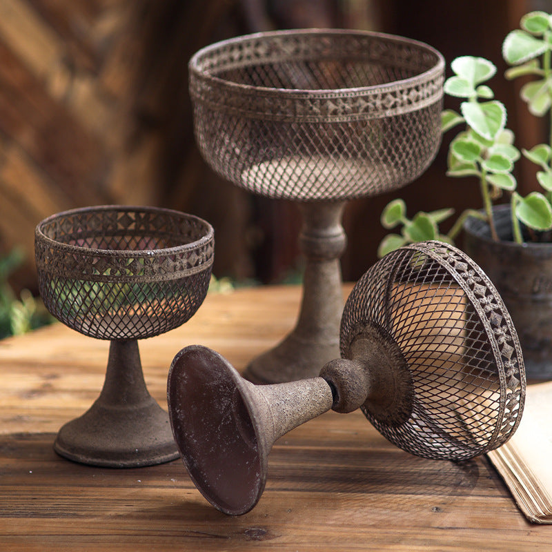 Antique Iron Pedestal Planter – Distressed Rustic Flower Stand ✦ Garden Obelisk