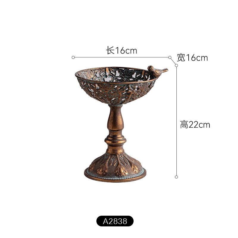 Antiqued Gold Iron Vase – Distressed Metal Centerpiece ✦ Rustic Glam Decor