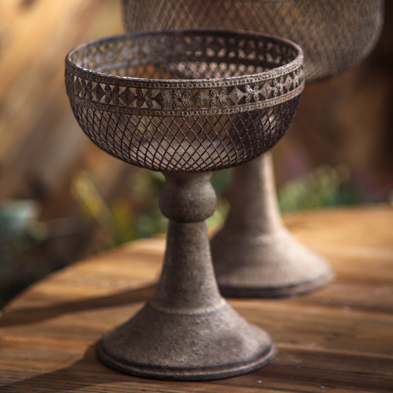 Antique Iron Pedestal Planter – Distressed Rustic Flower Stand ✦ Garden Obelisk