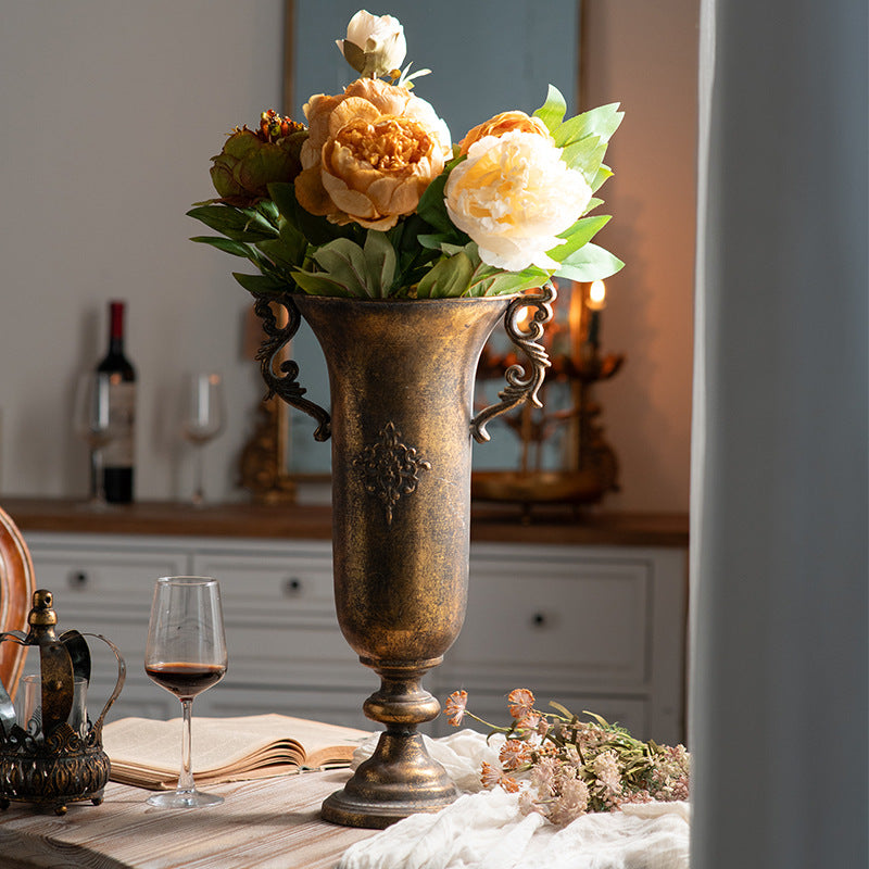 Regal Chalice Vase – Antique Gold Goblet ✦ Palace-Worthy Centerpiece