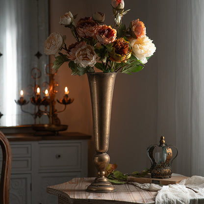 Regal Chalice Vase – Antique Gold Goblet ✦ Palace-Worthy Centerpiece
