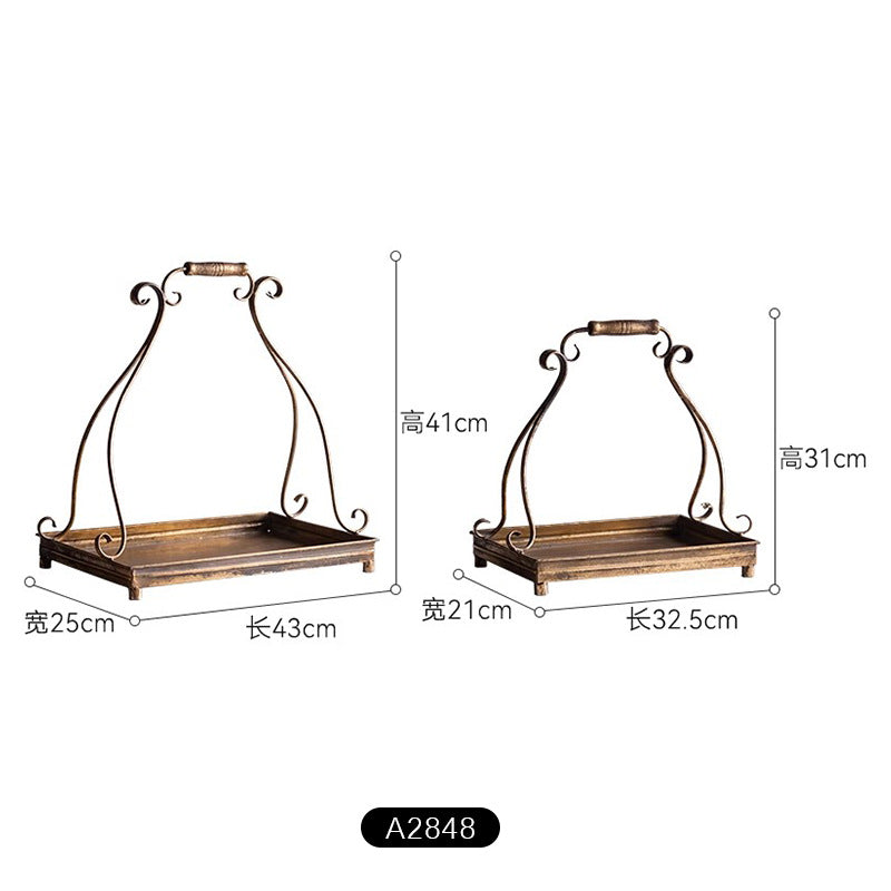 Antiqued Gold Iron Vase – Distressed Metal Centerpiece ✦ Rustic Glam Decor