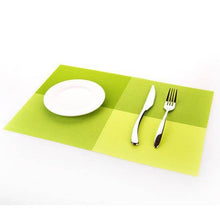 Laden Sie das Bild in den Galerie-Viewer, 4 Pcs/set Placemats PVC Table Mat Color Block Dining Disc Pads Coasters Mantel Napperon 30*45cm - Venetio